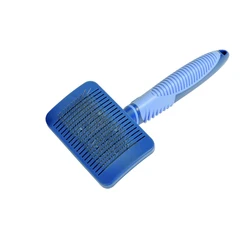 מברשת עם פטנט לניקוי עצמי