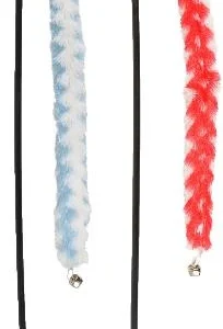 חכה לחתול עם פעמון