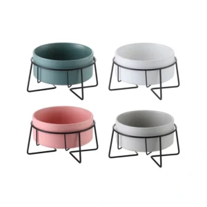 קערת חרסינה עם בסיס מתכת