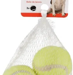 שלישיית כדורי טניס